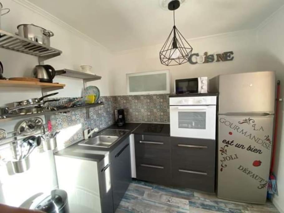 Apartment Climatise Proche De La *