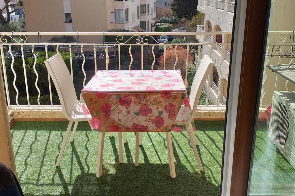 Apartment Climatise Proche De La